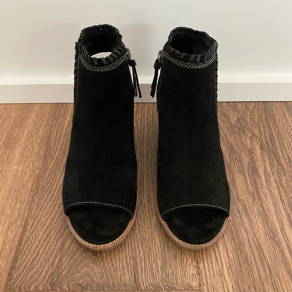 Sofft black suede booties